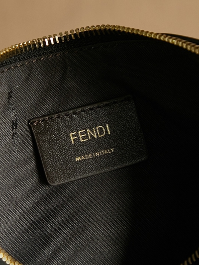 フェンディバッグ全体デザイン